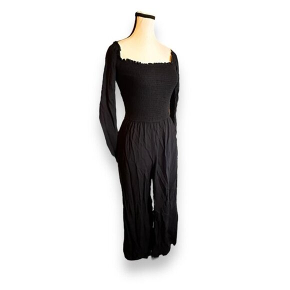 Women’s Small Hollister Black Smocked Long Sleeve Boat Neck Jumpsuit S 4 6 - Picture 7 of 8